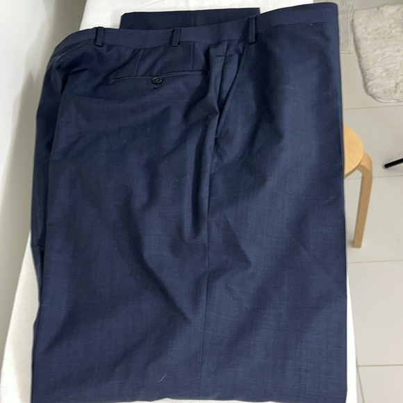 Canali Dress Pants Like New, Size 40” Waist and 33” Inseam.100% Wool, Navy Blue - Picture 2 of 16